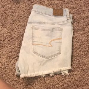American Eagle high rise short